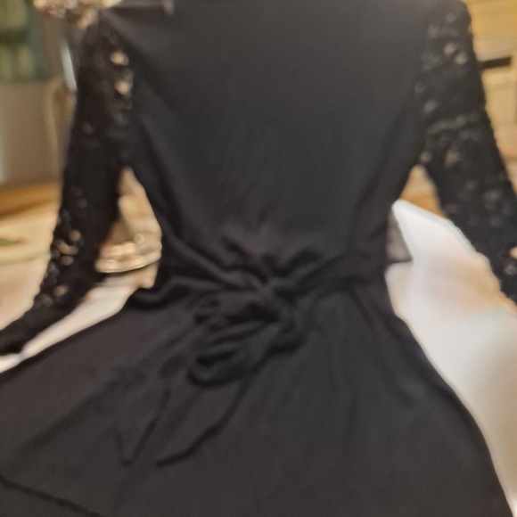 Cute maternity top - Picture 6 of 6